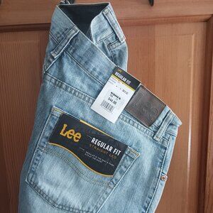 Lee Jeans - Brand New - 38 x 32 Straight Leg - With Tags